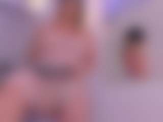Live cam show with CleoJhonson - Oil on camwithhim.com