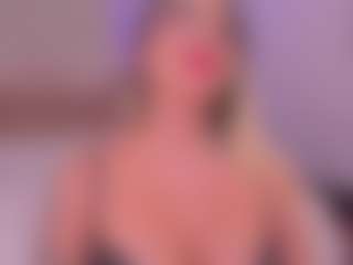 CleoJhonson's Live Sex Cam Show