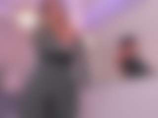 Live cam show with CleoJhonson - Twerk Latina on Uber Horny | colombia