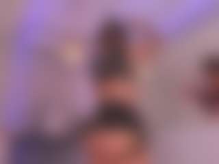 Live cam show with CleoJhonson - Bedroom on Pornisteam.com