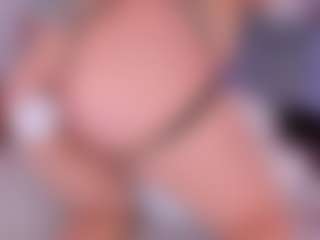 Live cam show with CleoJhonson - Strip Blonde Hair on Milf Play