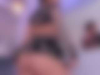 Live cam show with CleoJhonson - Fingering on Stripli.com