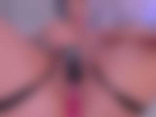 CleoJhonson's Live Sex Cam Show