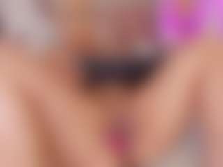 CleoJhonson's Live Sex Cam Show