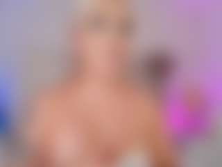 Live cam show with CleoJhonson - Squirt Blonde Hair on sexylive.show