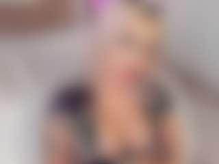 Live cam show with CleoJhonson - Bedroom Blonde Hair on CamSextacy