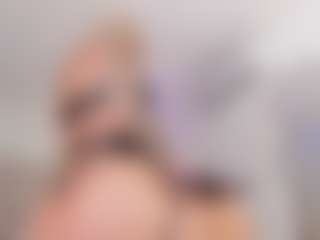 CleoJhonson's Live Sex Cam Show