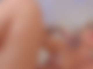 Live cam show with CleoJhonson - Blonde Hair Shaved Pussy on slutload