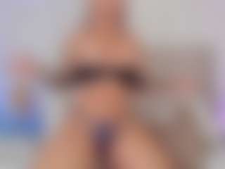 CleoJhonson's Live Sex Cam Show