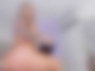 CleoJhonson's Live Sex Cam Show