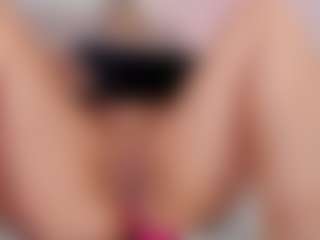 CleoJhonson's Live Sex Cam Show