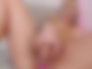 CleoJhonson's Live Sex Cam Show