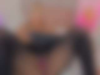CleoJhonson's Live Sex Cam Show