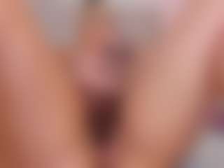 CleoJhonson's Live Sex Cam Show