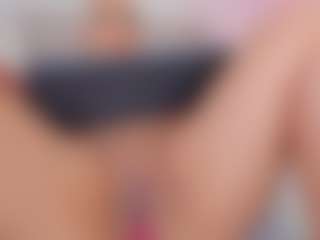 CleoJhonson's Live Sex Cam Show