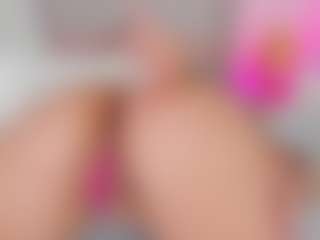 Live cam show with CleoJhonson - Solo on Camsoda