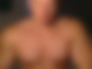 Live cam show with edwinbull - Brown Hair on https://playwithruby.com