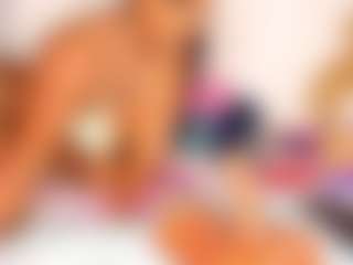 Live cam show with JUDYSTEELE - Oil on CamClone