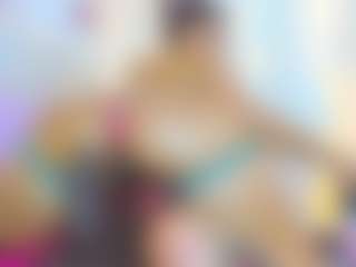 Live cam show with Vaiolett Coleman - Tease on Camsoda