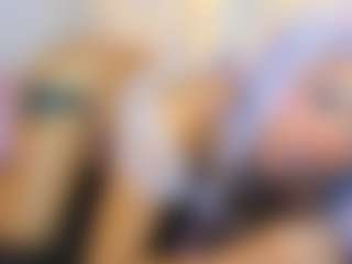 Live cam show with Vaiolett Coleman - Foot Fetish Pornstar on xDating