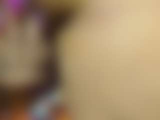 Live cam show with Vaiolett Coleman - Blonde Hair on hotwifechat.live