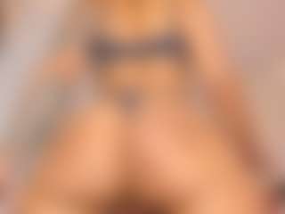 Vaiolett Coleman's Live Sex Cam Show