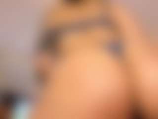 Vaiolett Coleman's Live Sex Cam Show
