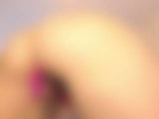 Vaiolett Coleman's Live Sex Cam Show