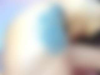 Live cam show with Vaiolett Coleman - Squirt on Dolls Live