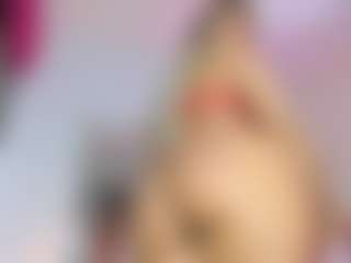 Live cam show with Vaiolett Coleman - Orgasm on Camsoda