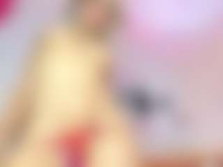 Live cam show with Vaiolett Coleman - HD Toys on StripNow