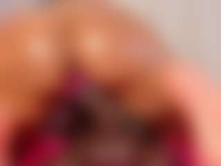 Vaiolett Coleman's Live Sex Cam Show