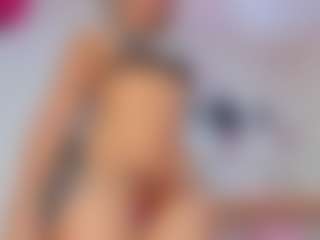 Vaiolett Coleman's Live Sex Cam Show
