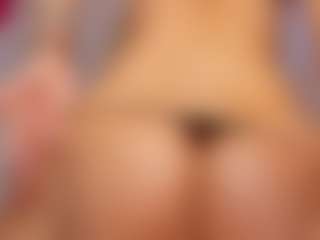 Live cam show with Vaiolett Coleman - Teen (18+) on CSO-WL