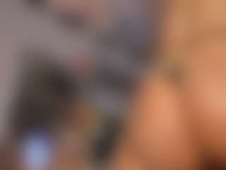 Vaiolett Coleman's Live Sex Cam Show