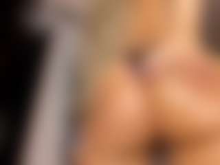 Vaiolett Coleman's Live Sex Cam Show