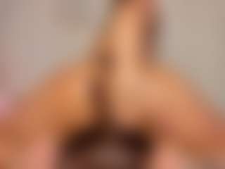 Vaiolett Coleman's Live Sex Cam Show