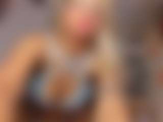 Live cam show with Vaiolett Coleman - Bedroom Blonde Hair on Camsoda
