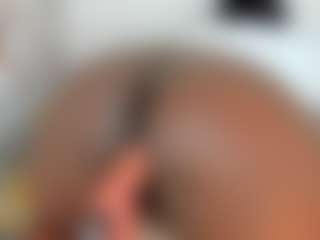 Live cam show with Whitney wells - Public on parknlotfishbdy