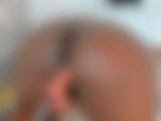 Live cam show with Whitney wells - Public on camgirlchat.live
