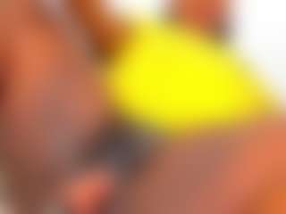 Live cam show with Whitney wells - Fingers on Camsoda