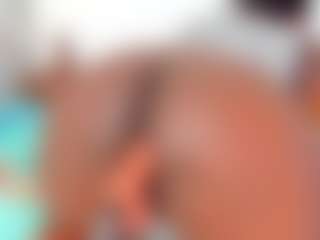 Live-camshow met Whitney wells - Shaved Toys op Camsoda