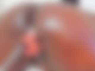 Live cam show with Whitney wells - Shaved on dropp.cam