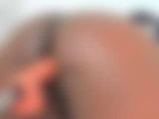 Live cam show with Whitney wells - Lush on Camsoda
