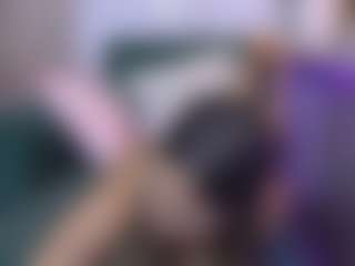 Live cam show with Isabella Spring - Full Nudity on live18s.com