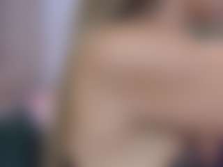 Live cam show with Isabella Spring - Naughty on SxyPornLive