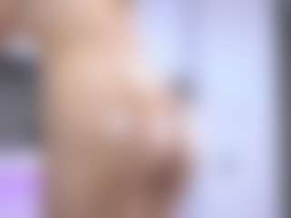 Isabella Spring's Live Sex Cam Show