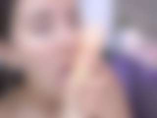 Isabella Spring's Live Sex Cam Show
