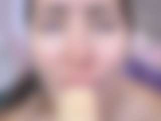 Isabella Spring's Live Sex Cam Show