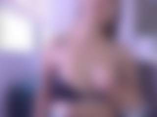 Isabella Spring's Live Sex Cam Show